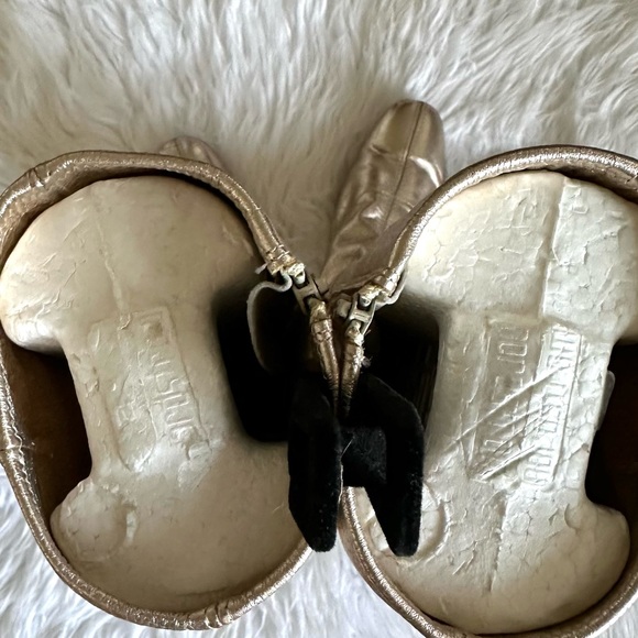 ⚡️FLASH SALE⚡️Vintage 1960s Gold Leather Mod Go Go Boots-Amano Bootier Size 6.5 - Picture 10 of 11